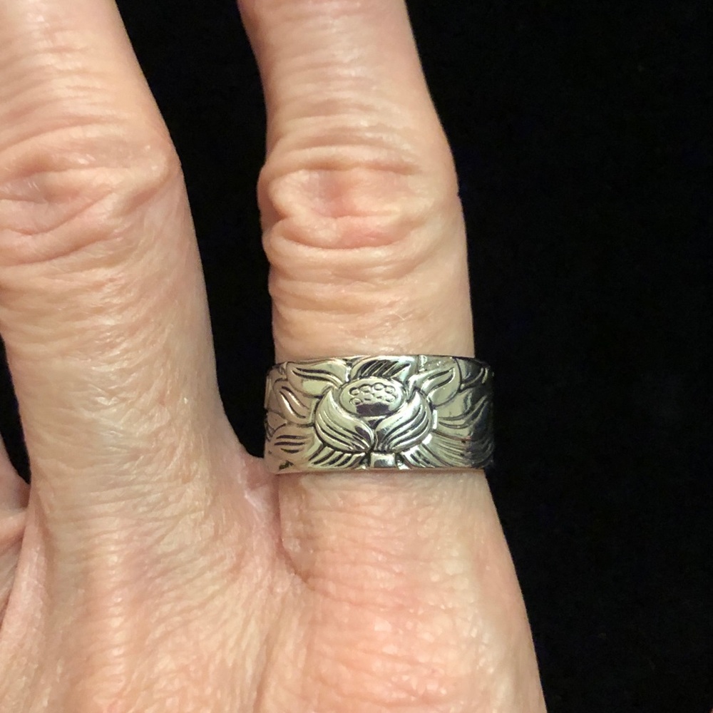 Silver Tone Engraved Women's Floral Cuff Ring Size 9